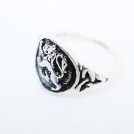 Ladies Lion Rampant Silver Ring