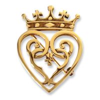 9ct Gold Luckenbooth Brooch - Mary Queen of Scots
